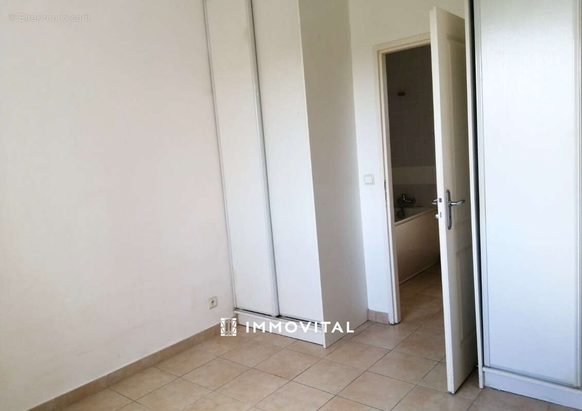 Appartement à BAIE-MAHAULT