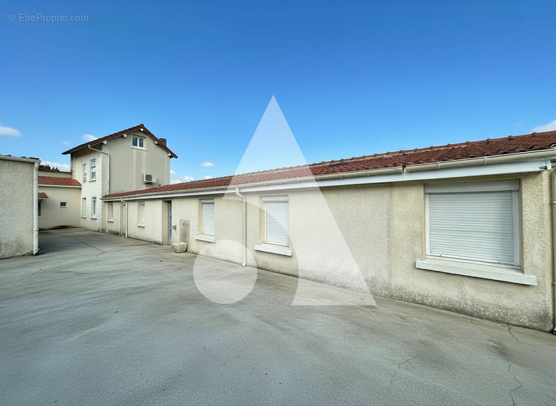 Appartement à CORBEIL-ESSONNES