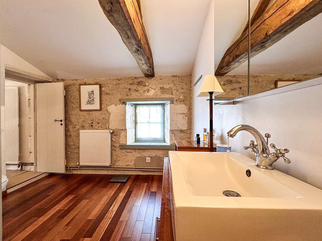 Maison à SAINT-GERMAIN-DU-SEUDRE