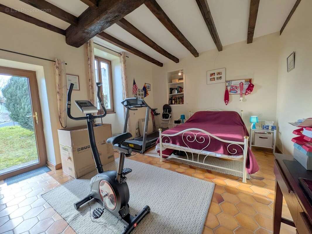 Maison à SAINT-CIERS-DU-TAILLON