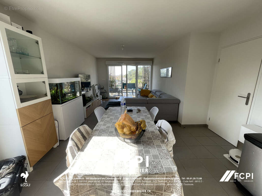 Appartement trois pièces 63 m2 - CUGNAUX - photo 5