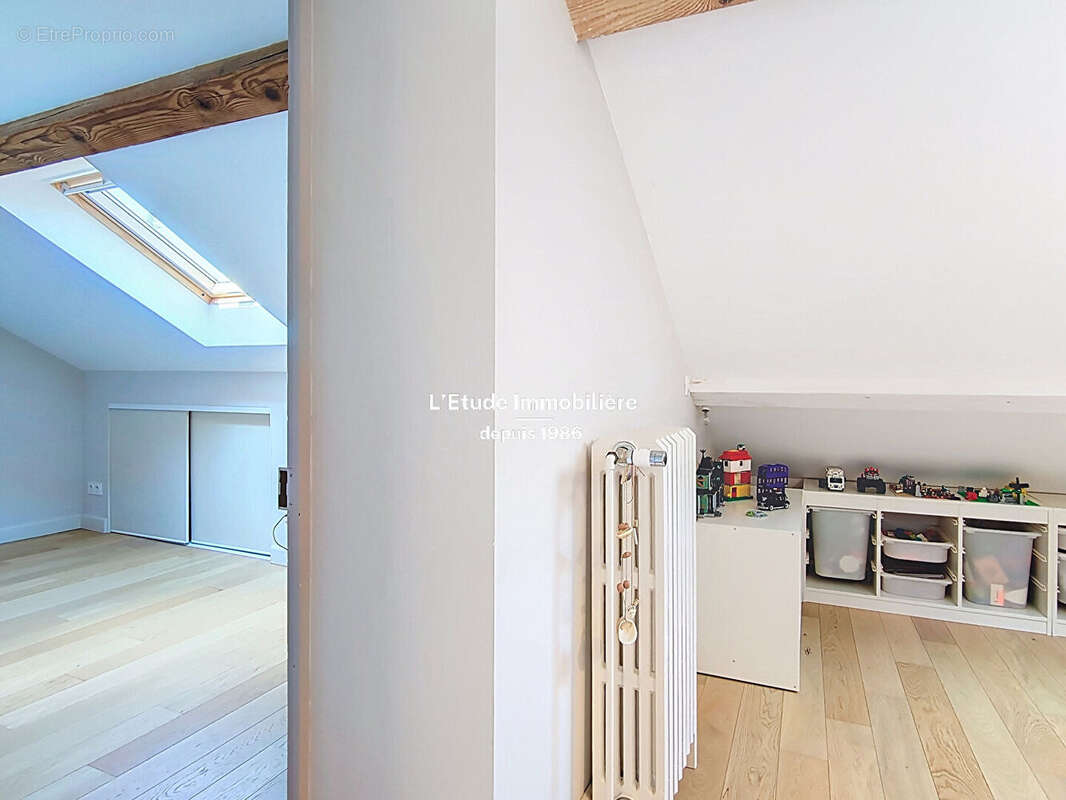 Maison à SATHONAY-CAMP