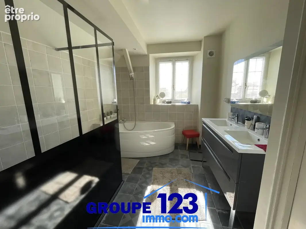 Grande et belle maison familliale de 190 m2 avec piscine, à moins 10 minutes d'Auxerre - photo 18