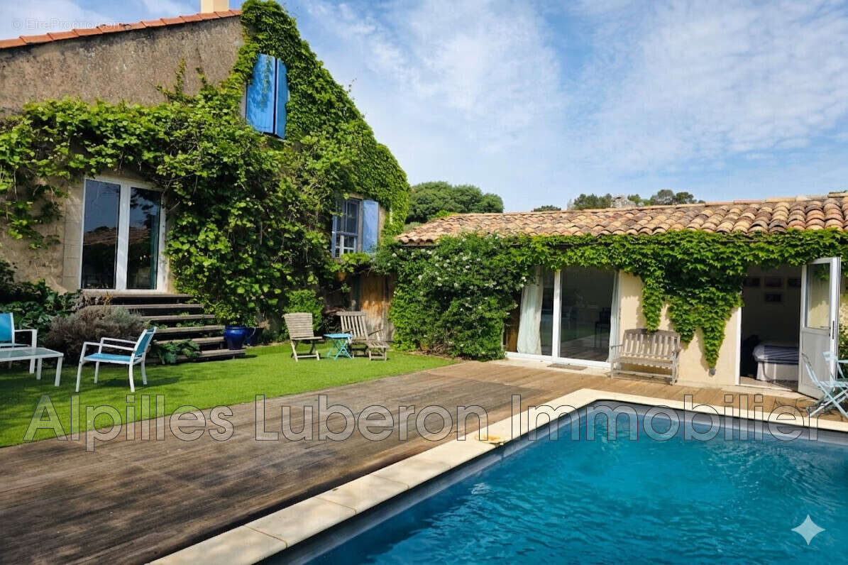 Maison à EYGALIERES