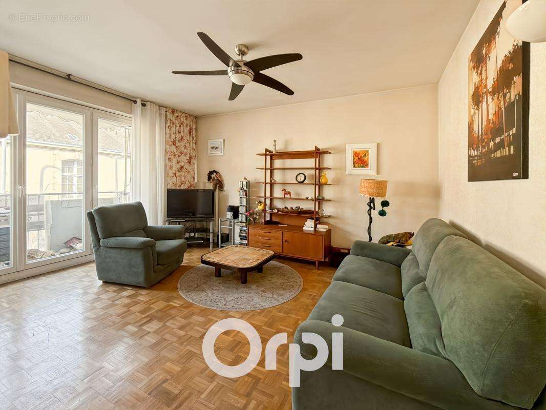 Appartement À Vendre - photo 4