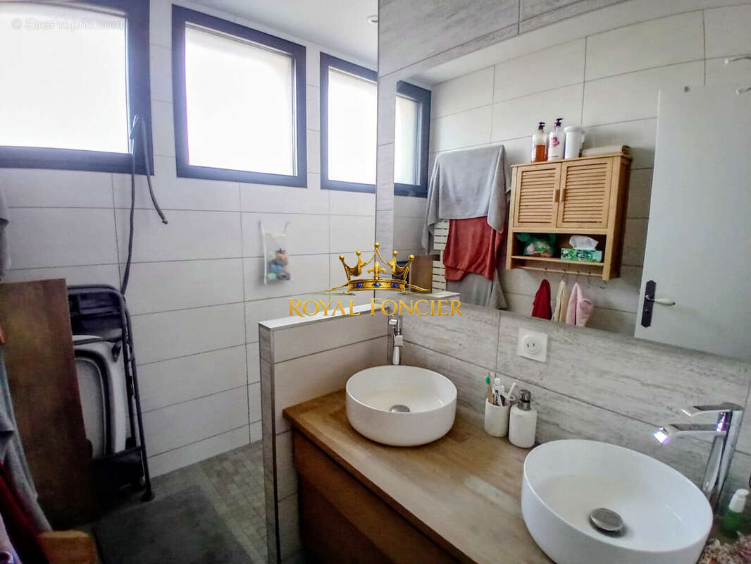 Maison 104 m² à Chatellerault  - photo 9