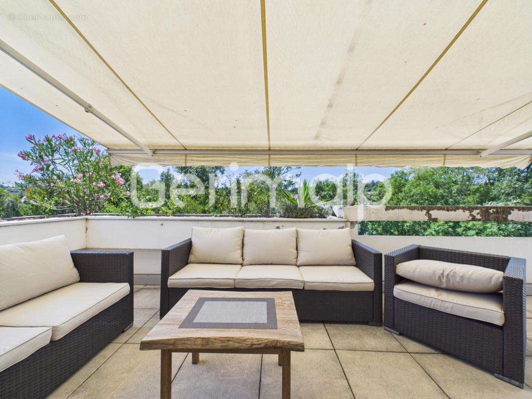 Vente - Appartement - 3 pièces + cuisine - 69,40 m² - 430 000 € - photo 10