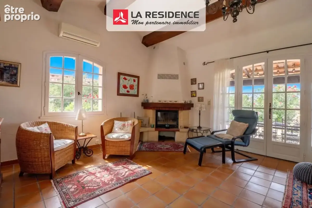 Maison 6 pièces 160 m² à vendre à Roquebrune-Sur-Argens (83520) - photo 6