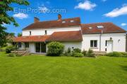 Maison à AUBEPIERRE-OZOUER-LE-REPOS