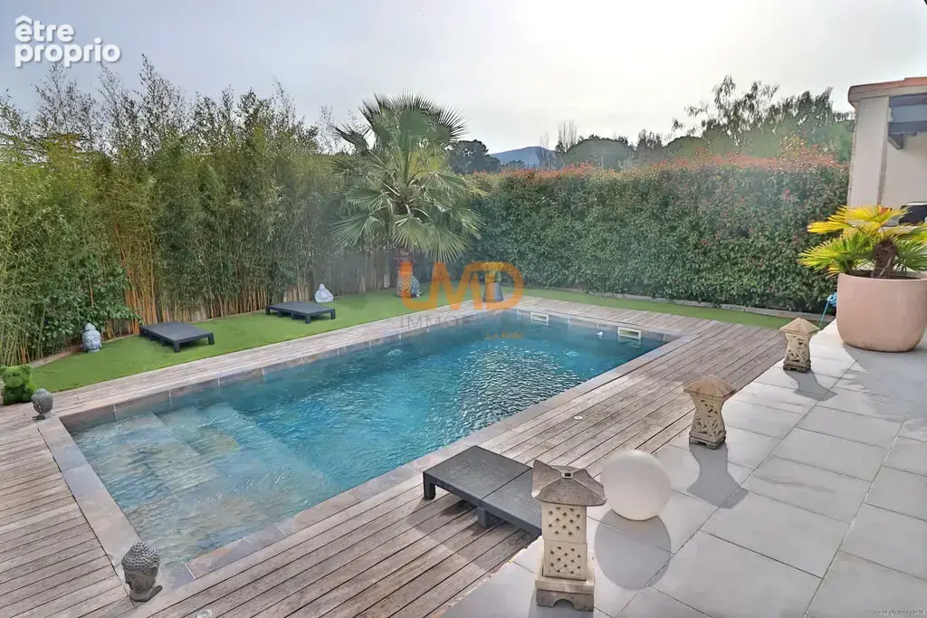 Maison contemporaine 4 chambres Piscine Secteur très recherché - photo 2