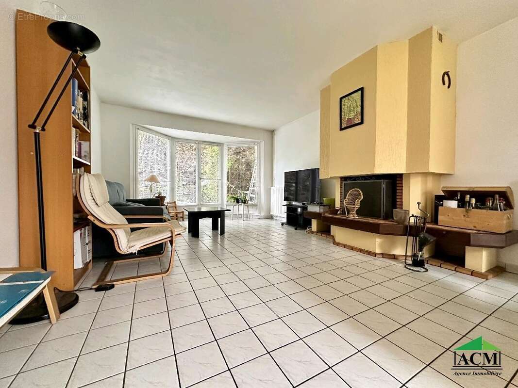 Maison à MERY-SUR-OISE