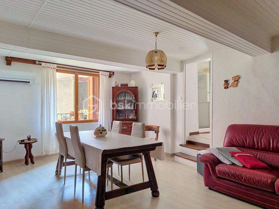 Maison à Vinça 97 m2, 5 pièces, 3 chambres - photo 10