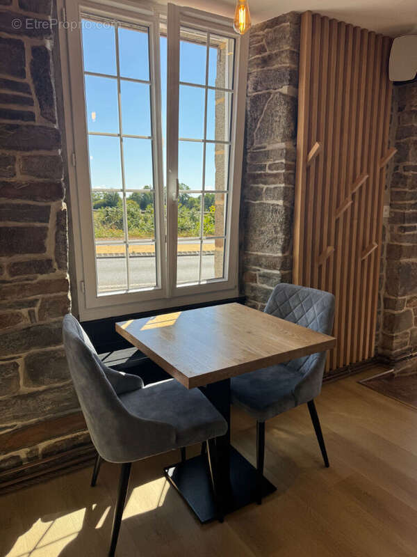 A vendre  -  restaurant licence iv au cadre chaleureux et raffiné - sud manche - photo 2