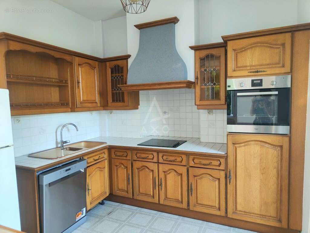 MORANNES  Maison de caractère face à la rivière, au cur du bourg - photo 5