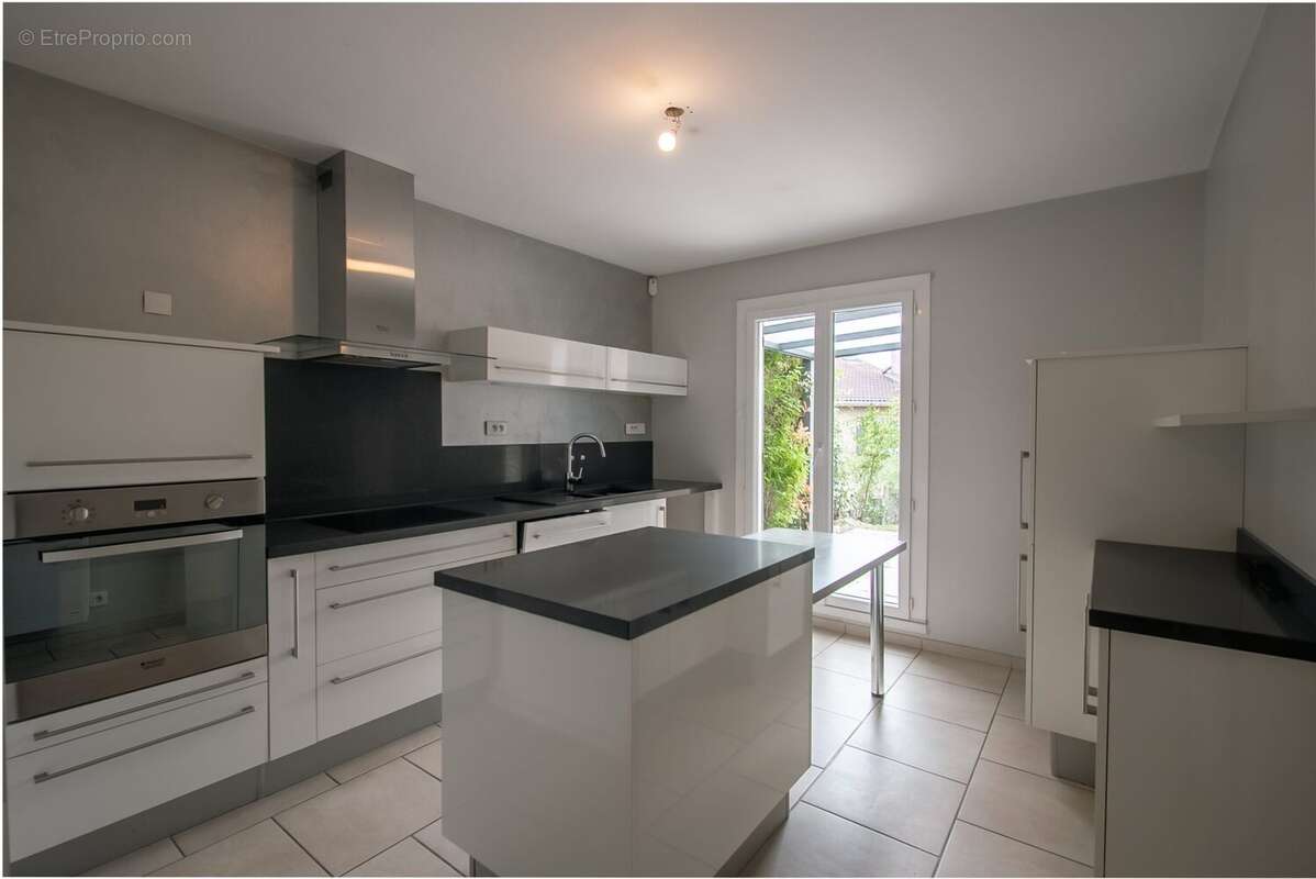 Maison à CLERMONT-FERRAND