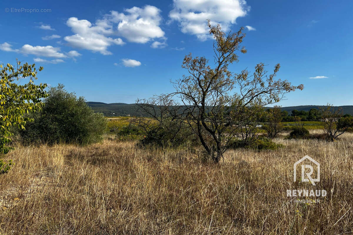 Terrain à GIGNAC