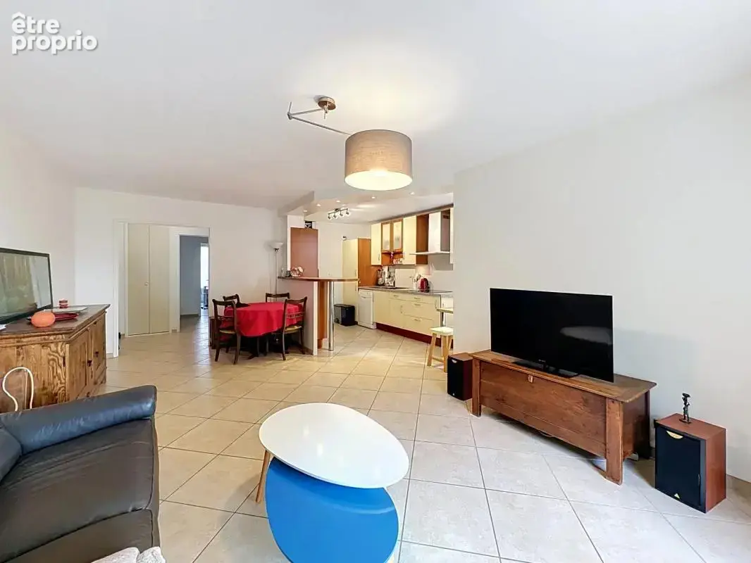 Beau T4 en RDC avec 3 terrasses proche des commerces de La Sourderie - photo 2