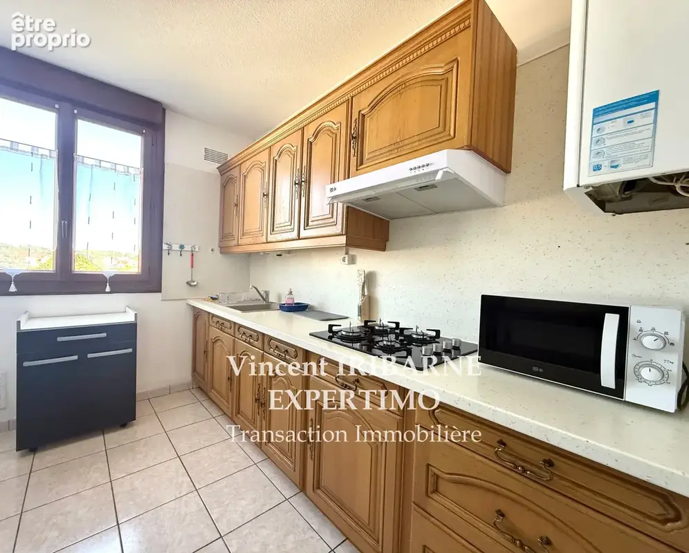 Appartement T2 avec Ascenseur et Garage - photo 4