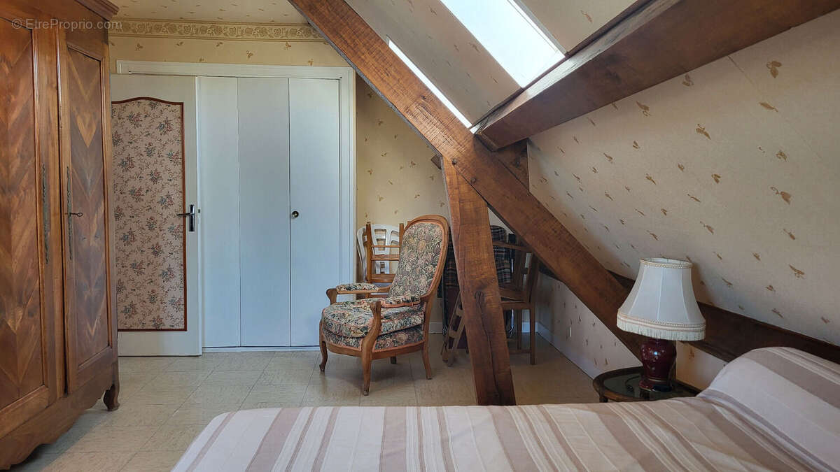 Maison à SAUZON
