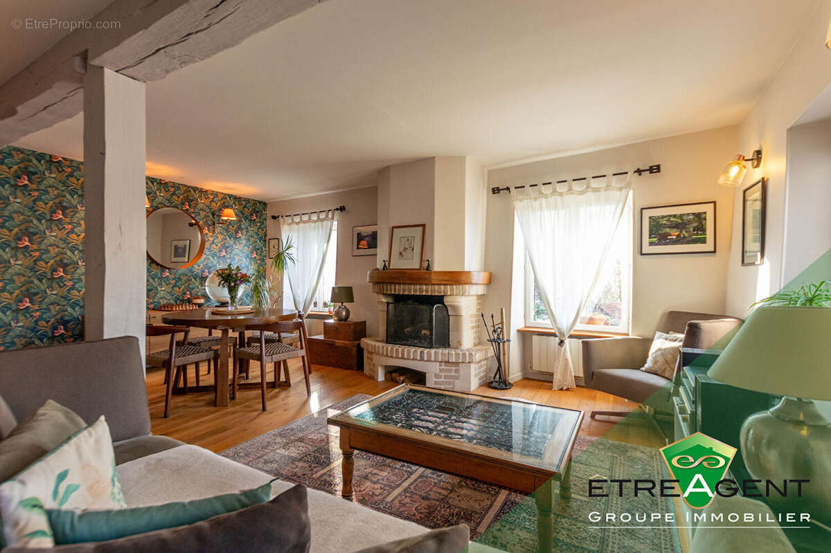 Maison à EVECQUEMONT