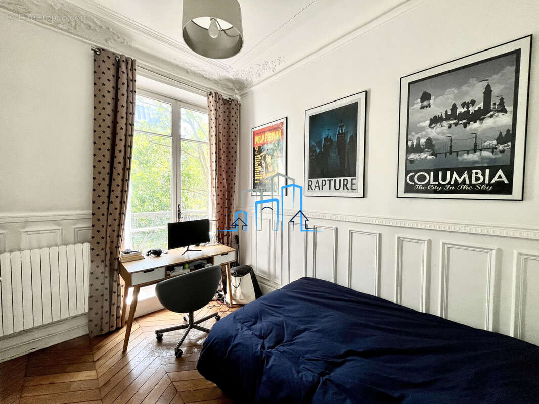 Appartement à PARIS-10E