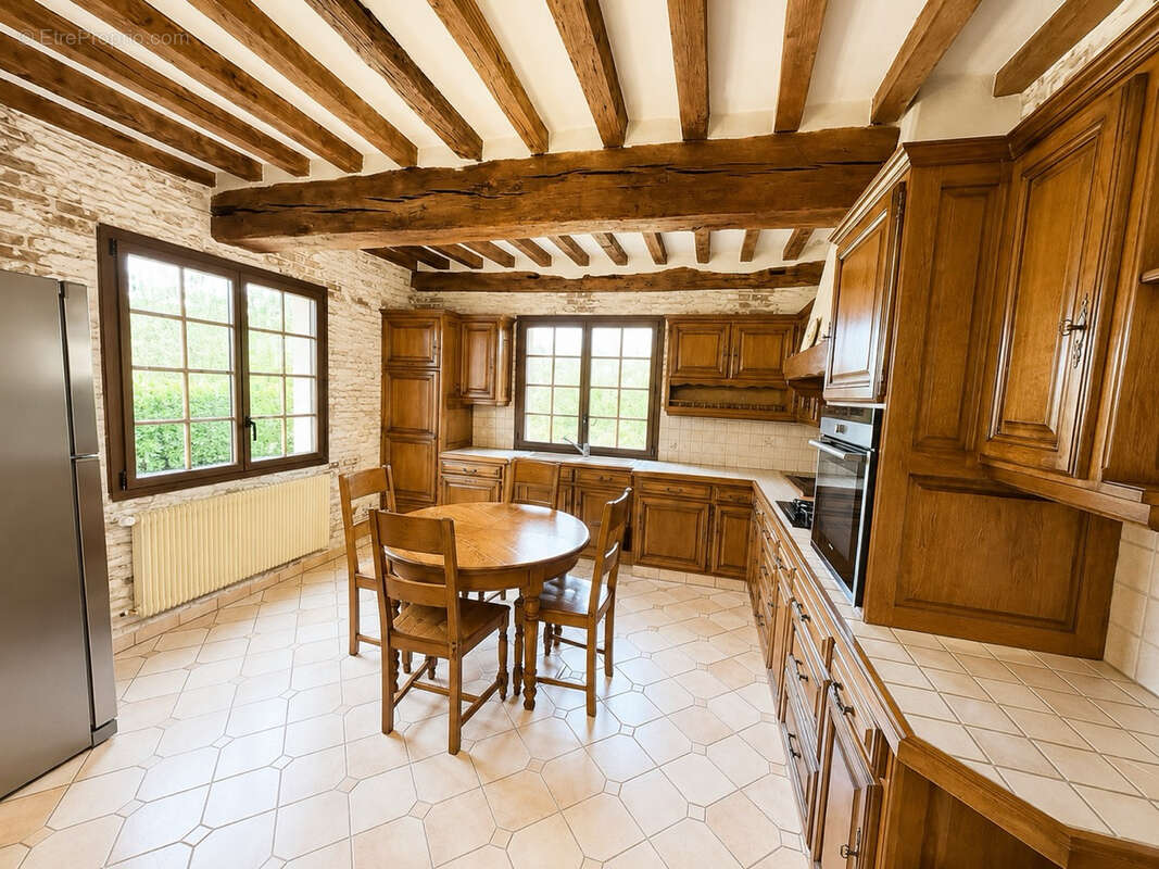 Maison à IZEURE