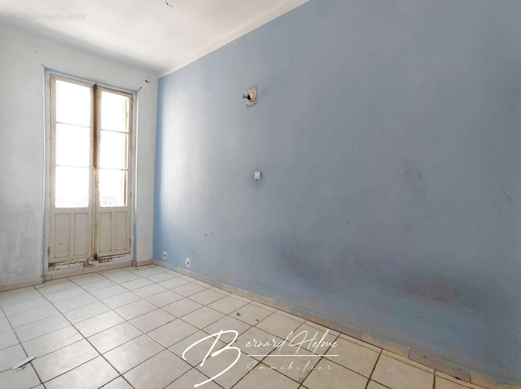 Appartement à MARSEILLE-6E