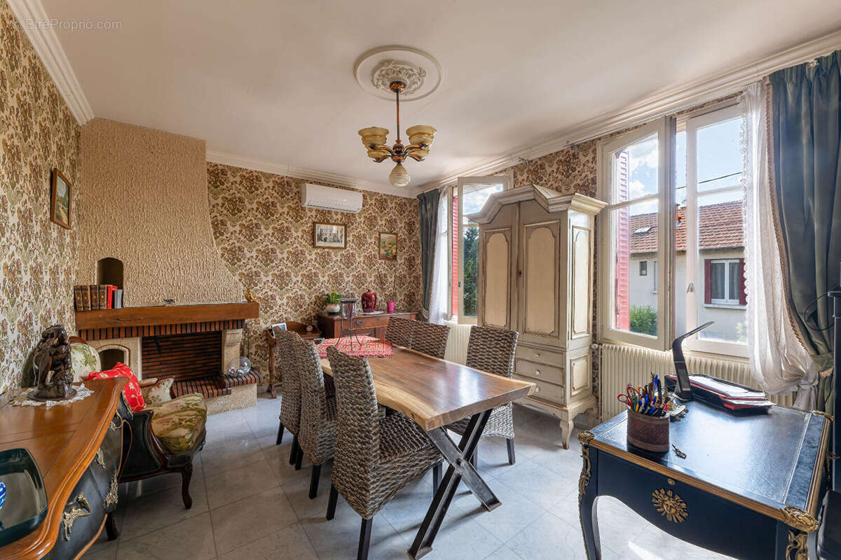 Maison à CLERMONT-FERRAND