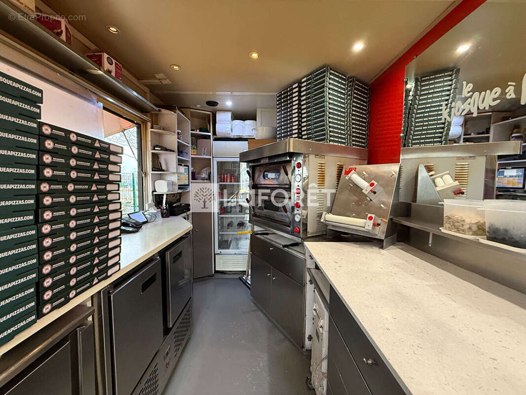 Commerce à RUBELLES