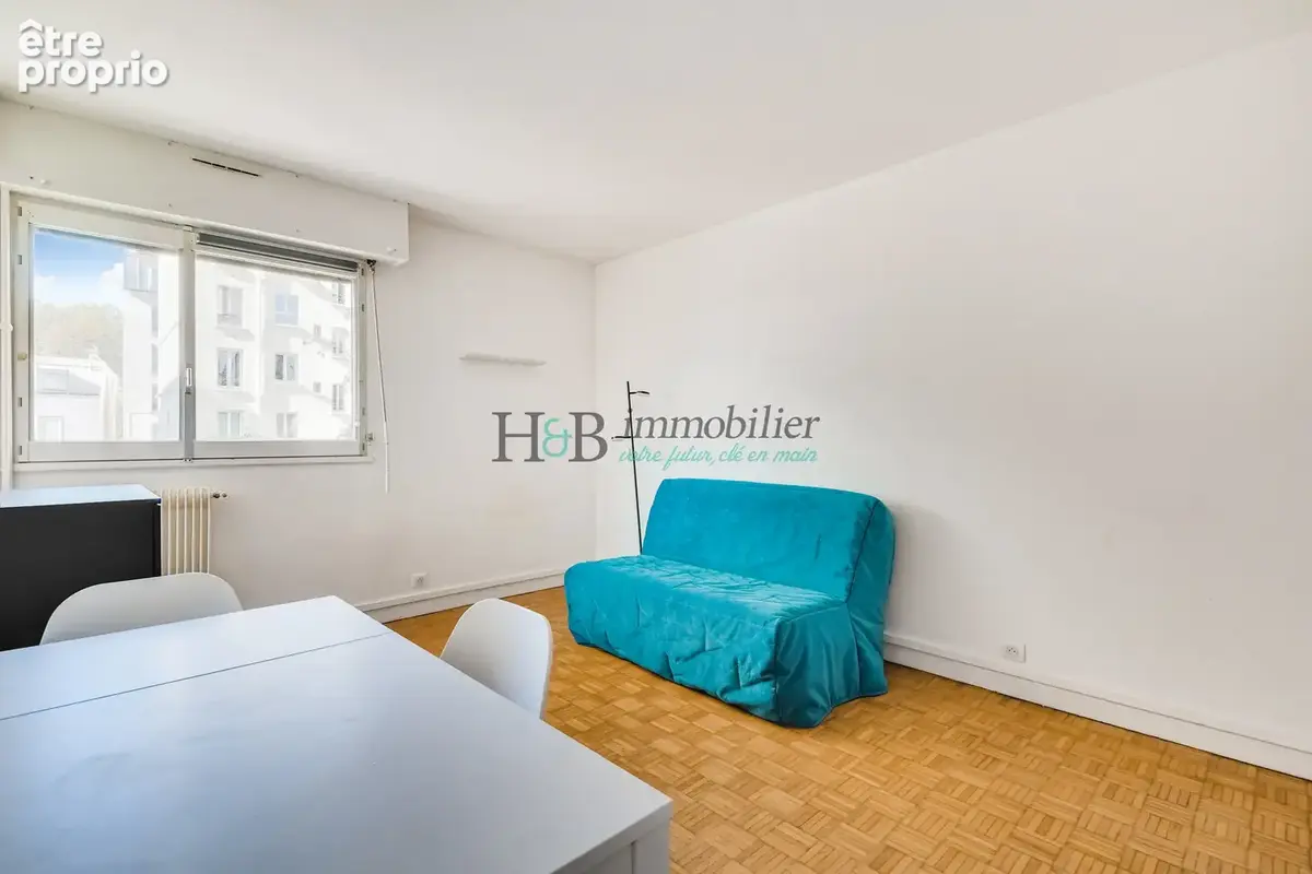Studio en parfait état, lumineux avec vue dégagée, sans vis-à-vis - photo 5