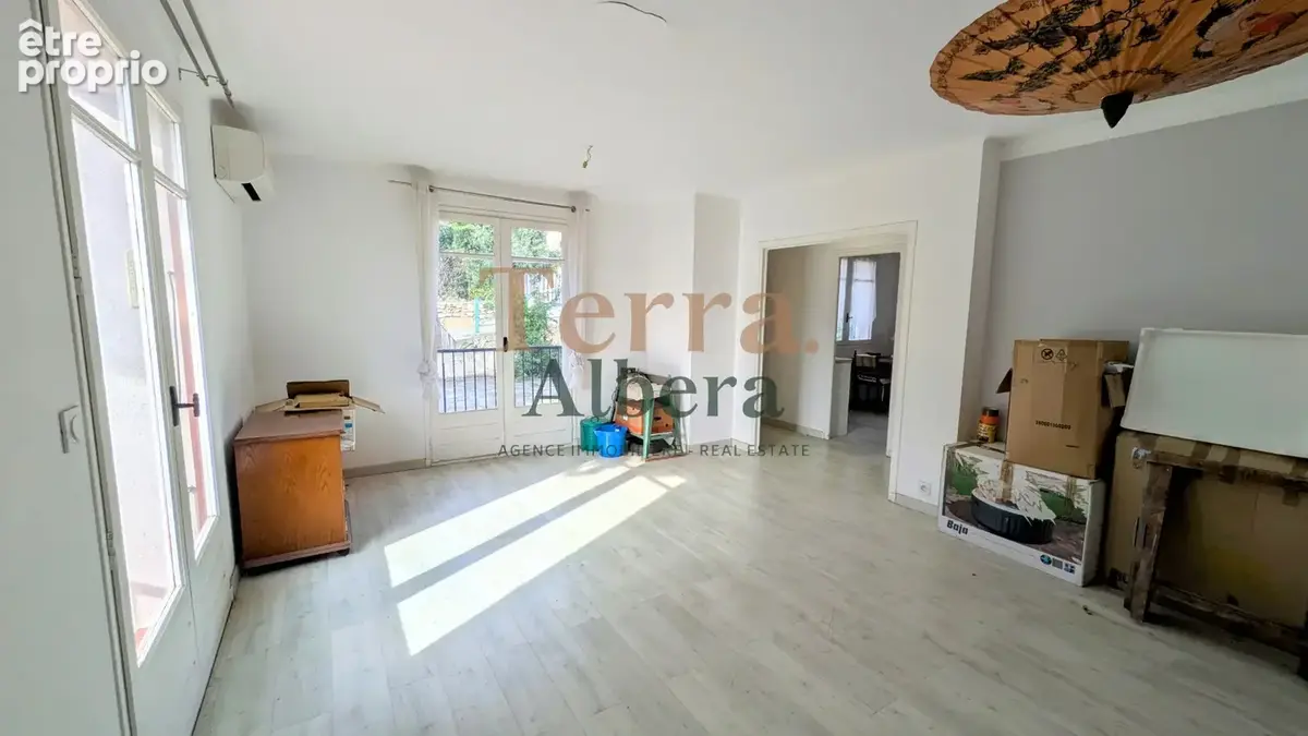 Sorède - Belle villa sur 3 plateaux & terrain 1500 m encore constructible - photo 12