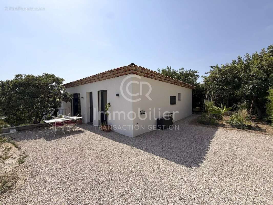 Cannes - Croix des Gardes - Maison neuve T3 - photo 13