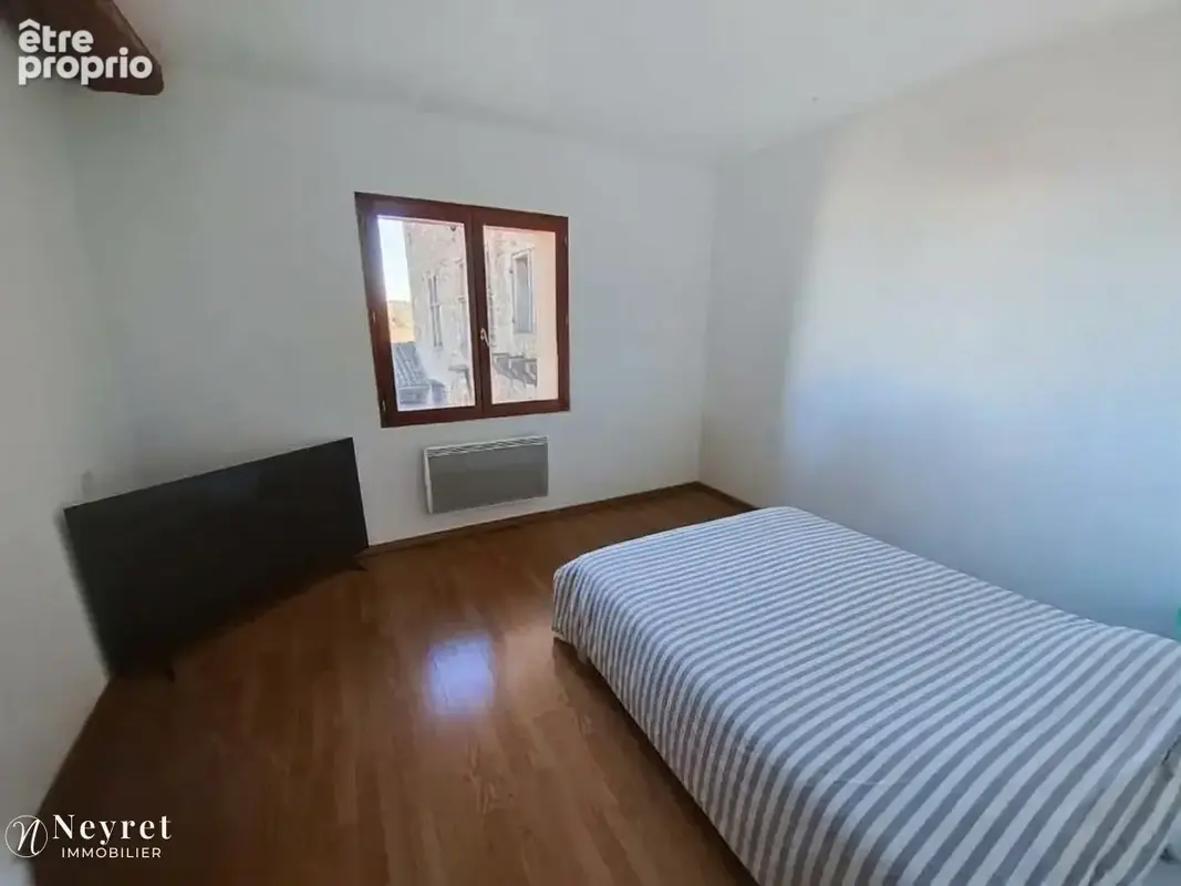 Rare, dans corps de logis du XVI e siècle, Maison de 191,64 m2, 4 chambres sur 832 m2 clos et arboré - photo 16