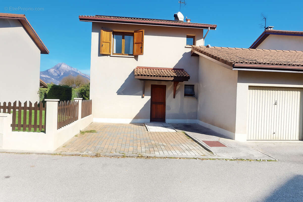 Maison T4 située sur la commune de Domène - photo 3