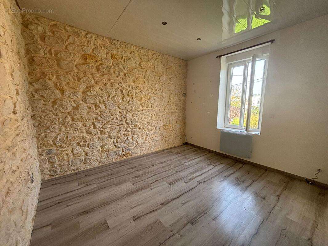 Appartement à IMPHY