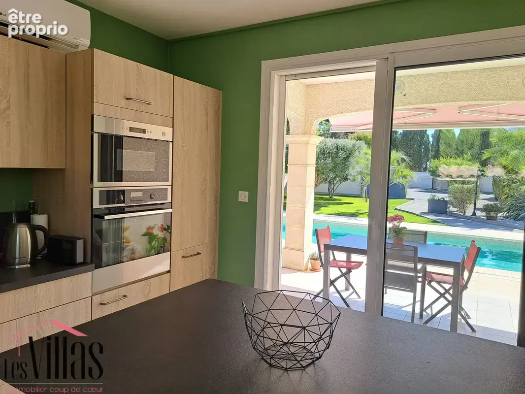 Jolie villa de plain-pied sur terrain arboré de 1600 m2 - photo 3