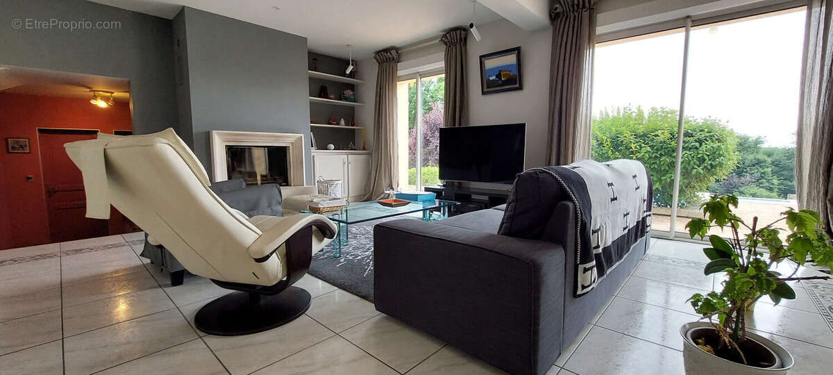 Maison à SAINT-SAUVEUR