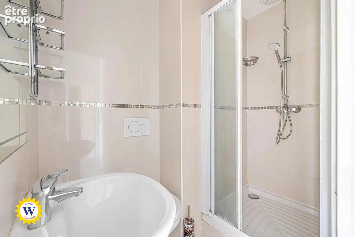 Carré d'or - Studio parfait état - Balcon - photo 6