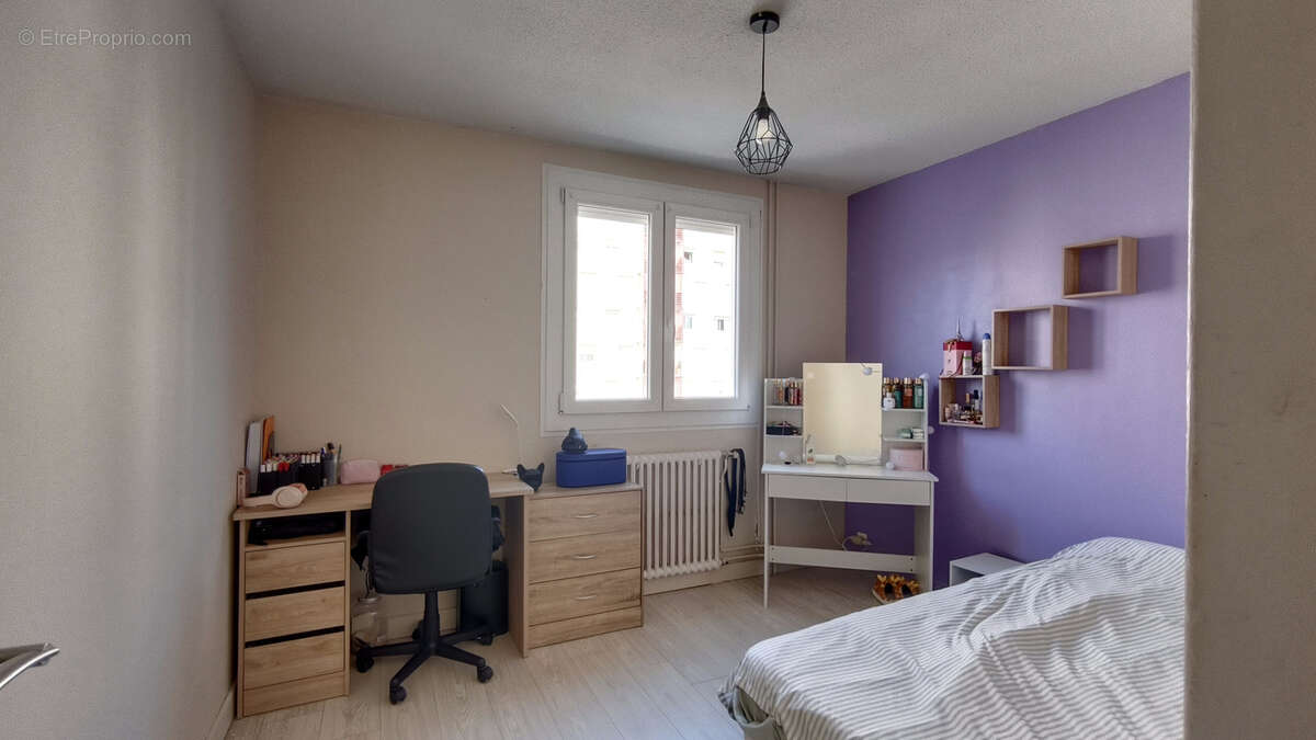 Appartement à CHENOVE