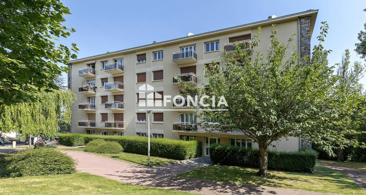 Appartement à PETIT-COURONNE