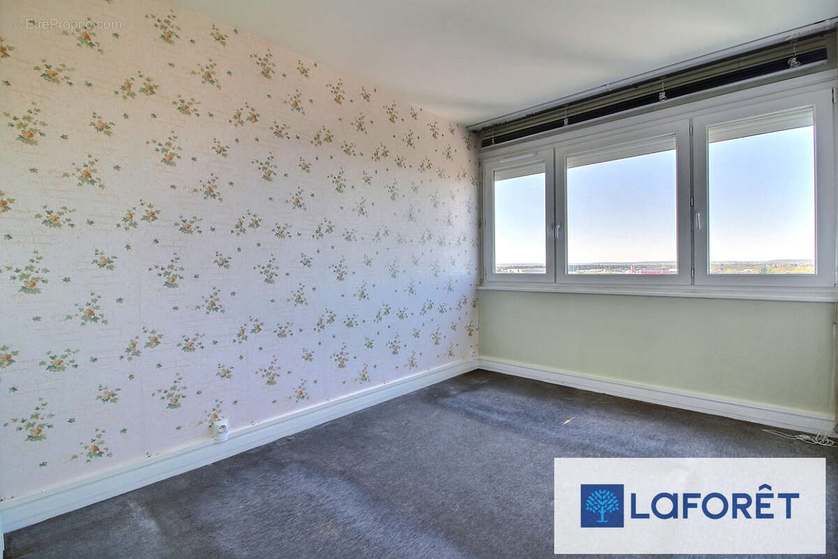 Appartement à RIS-ORANGIS