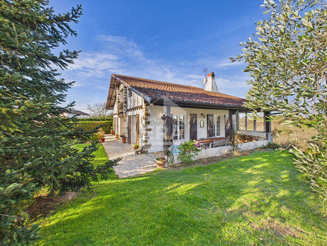 Maison à HASPARREN