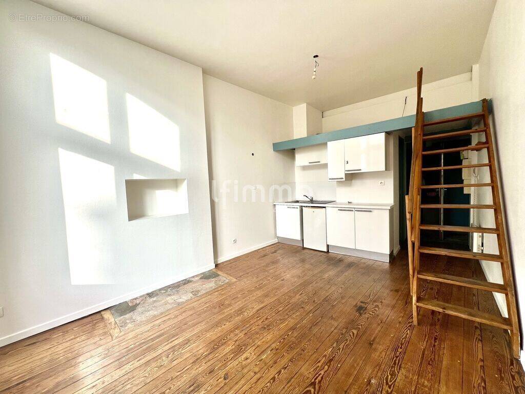 Appartement à BORDEAUX
