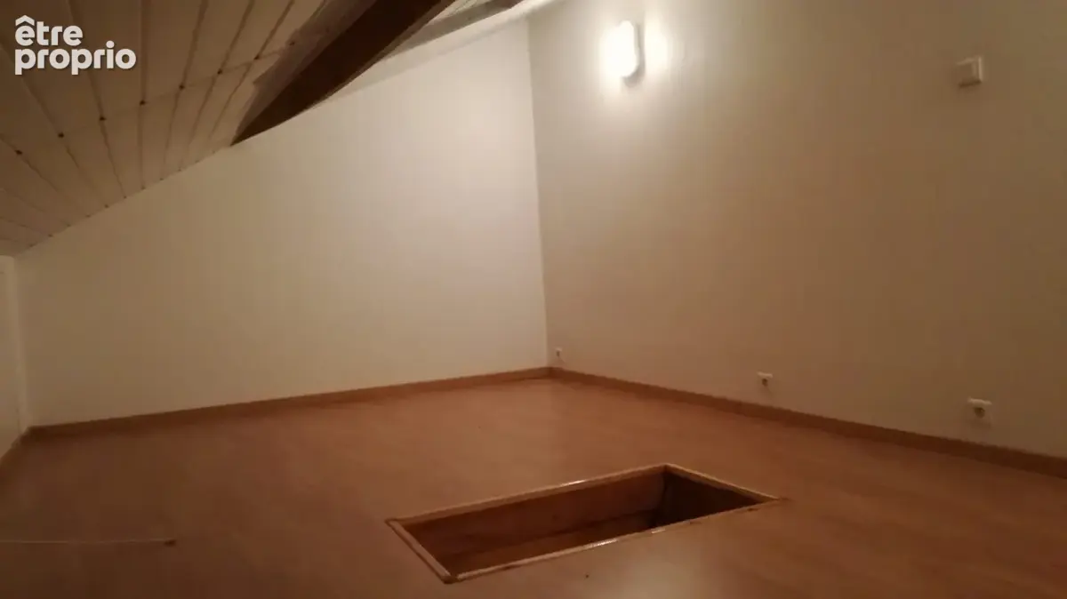 Appartement 97 m² à Saint-Flour  - photo 5