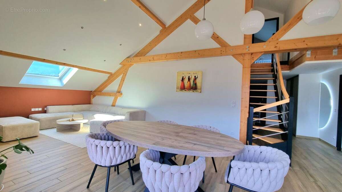 Appartement à LATHUILE