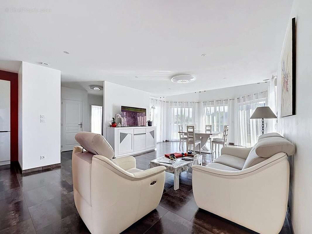 Maison 217 m² à Touques  - photo 7