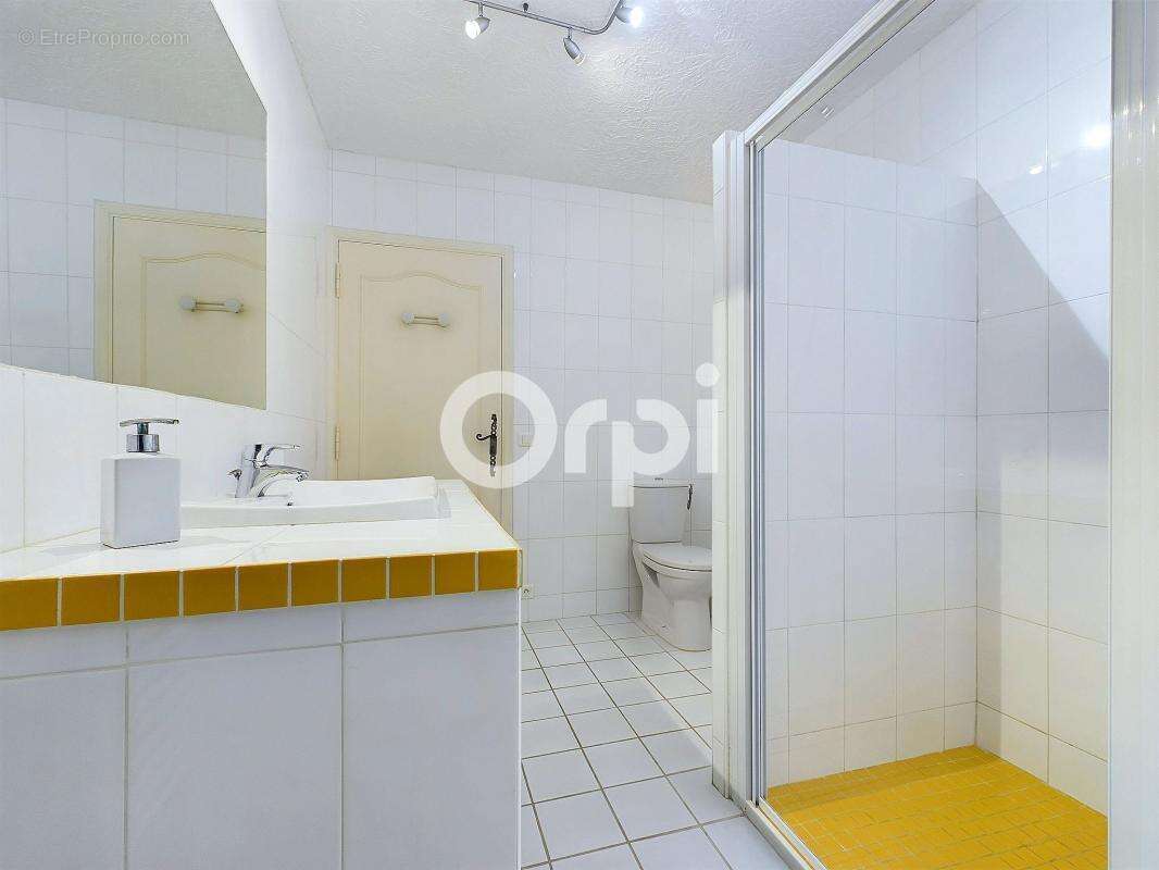 Maison à MANDELIEU-LA-NAPOULE