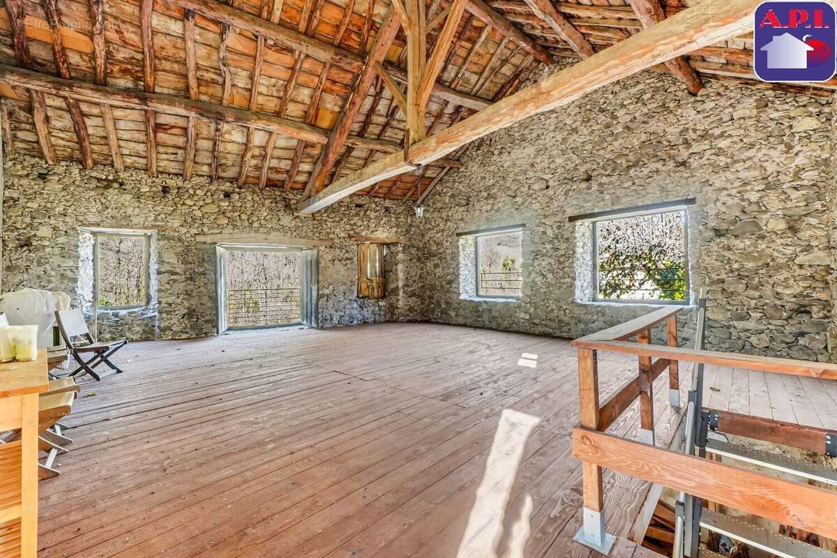 Maison à TARASCON-SUR-ARIEGE