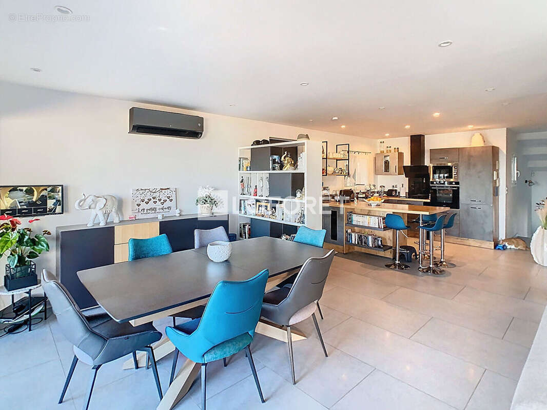 Maison à CARRY-LE-ROUET