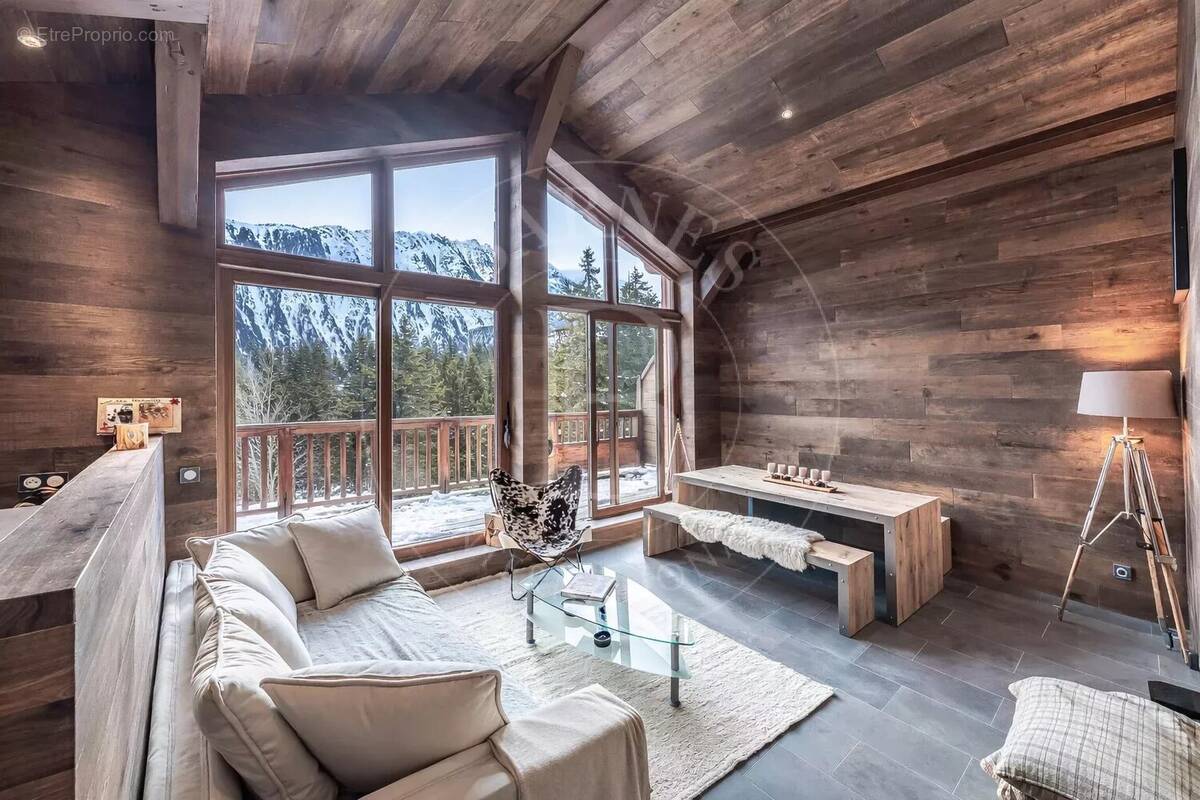 Appartement à LA PERRIERE